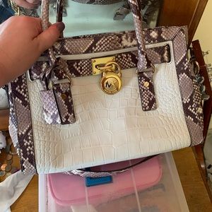 COPY - Micheal kors Hamilton bag